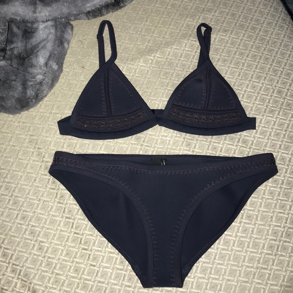 Navy blue triangl swimsuit